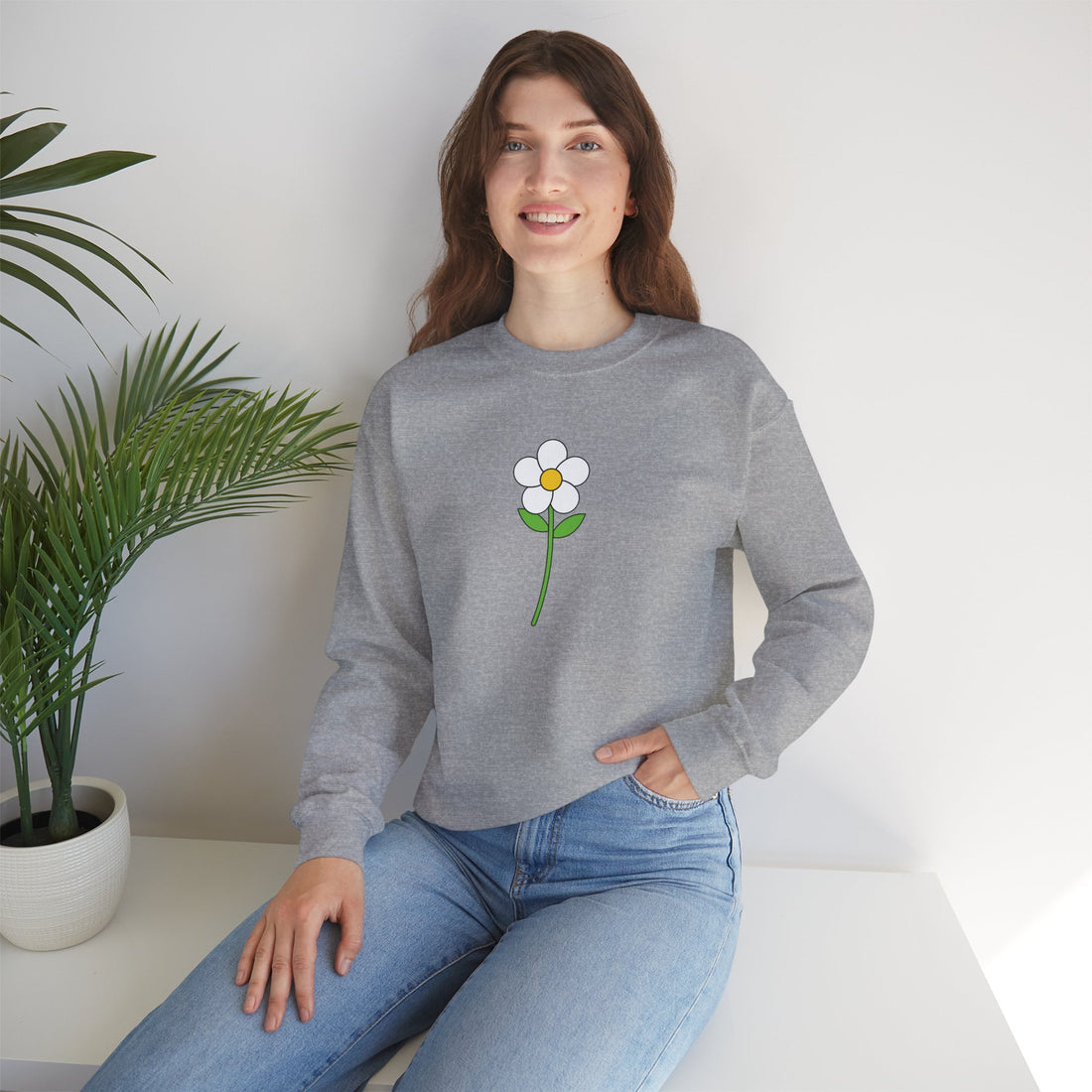 Minimalist Flower Graphic Sweatshirt